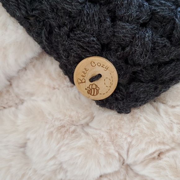 Handmade winter scarf - Picture 3 of 3